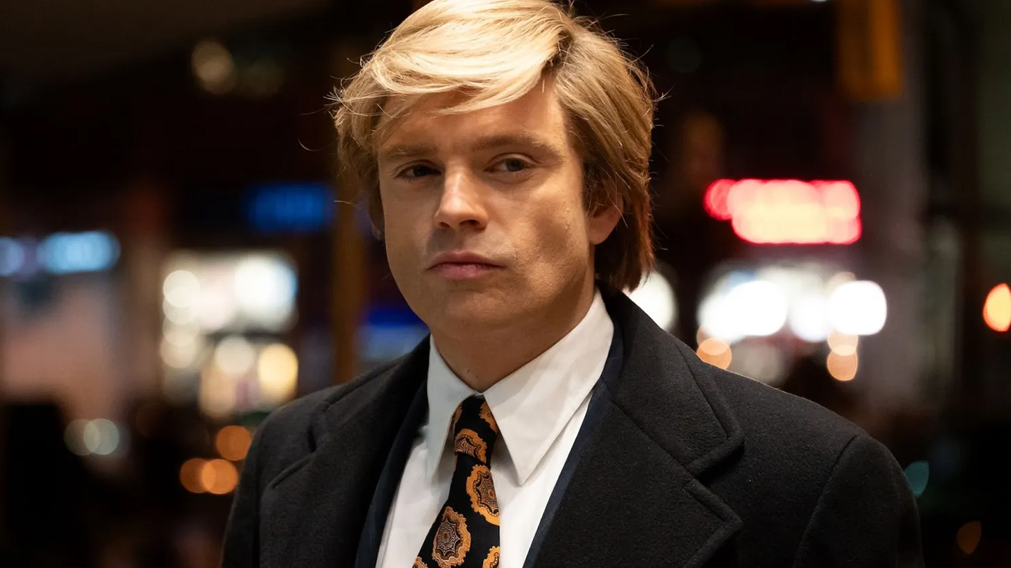 Czy „Wybraniec” zbawi wieczór? – recenzja kinowej biografii Donalda Trumpa